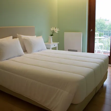 بيت شباب Feira &