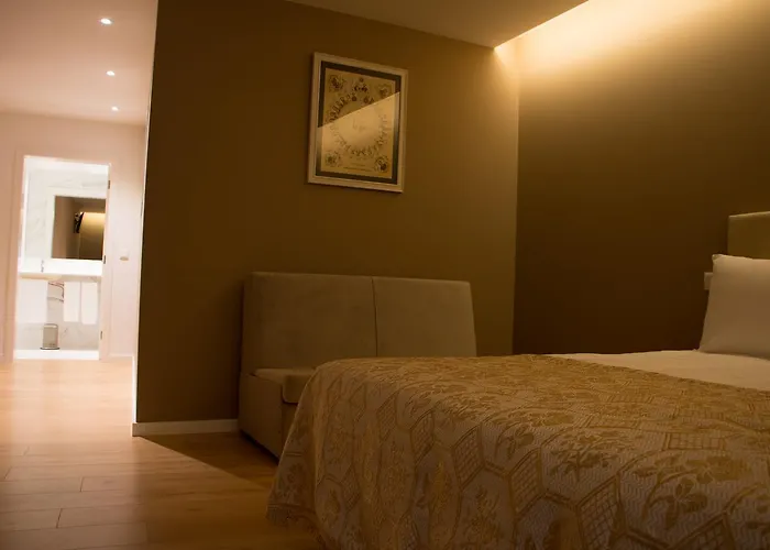 Feira & بيت شباب *